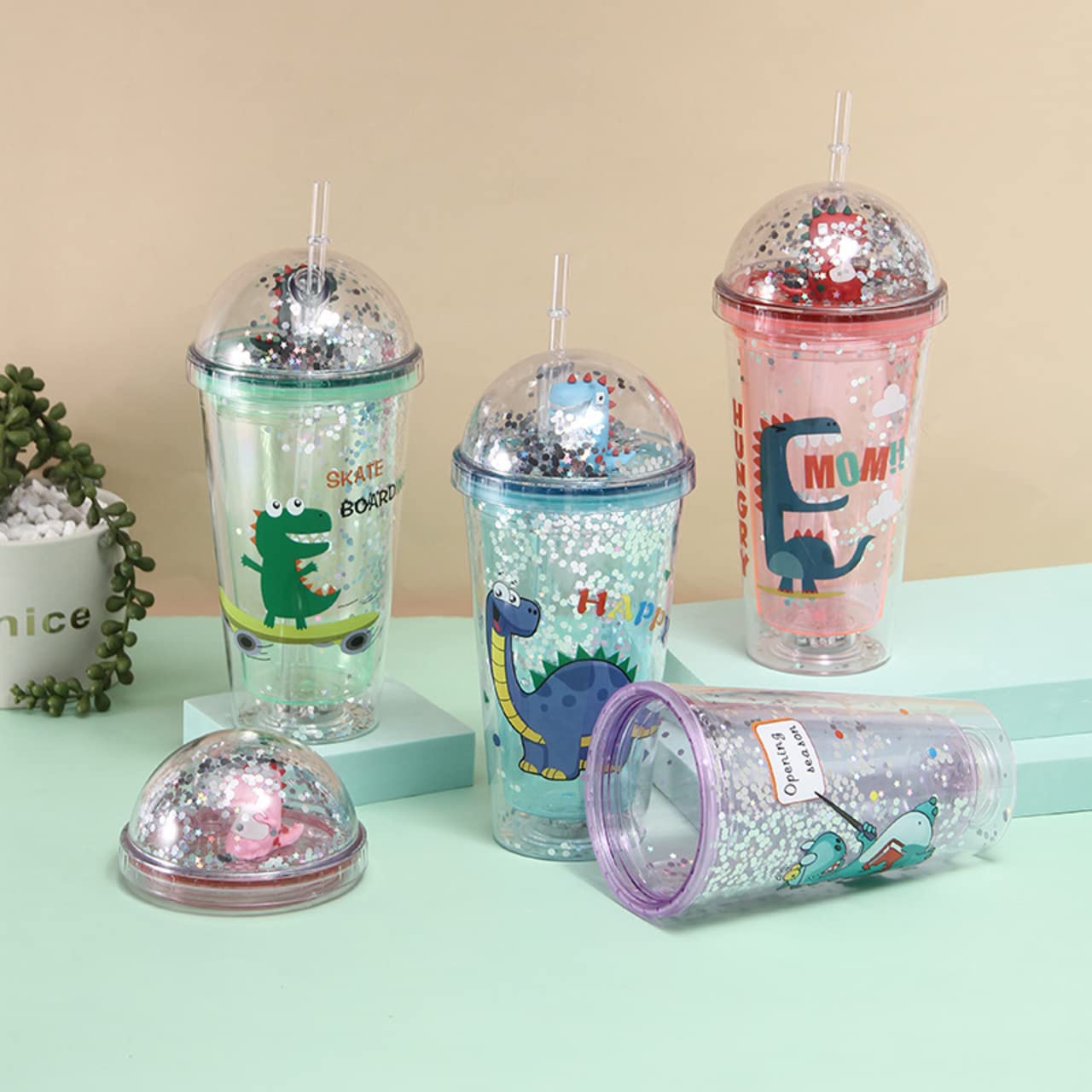 Acrylic Glitter Printed Sipper with Straw & Lid | Transparent | 600 ML | Mix Colors & Prints I 1 Unit