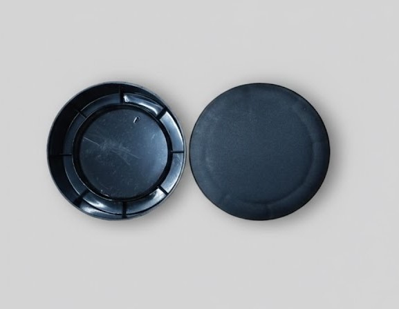 53D BLACK VERGINE PLASTIC CAP