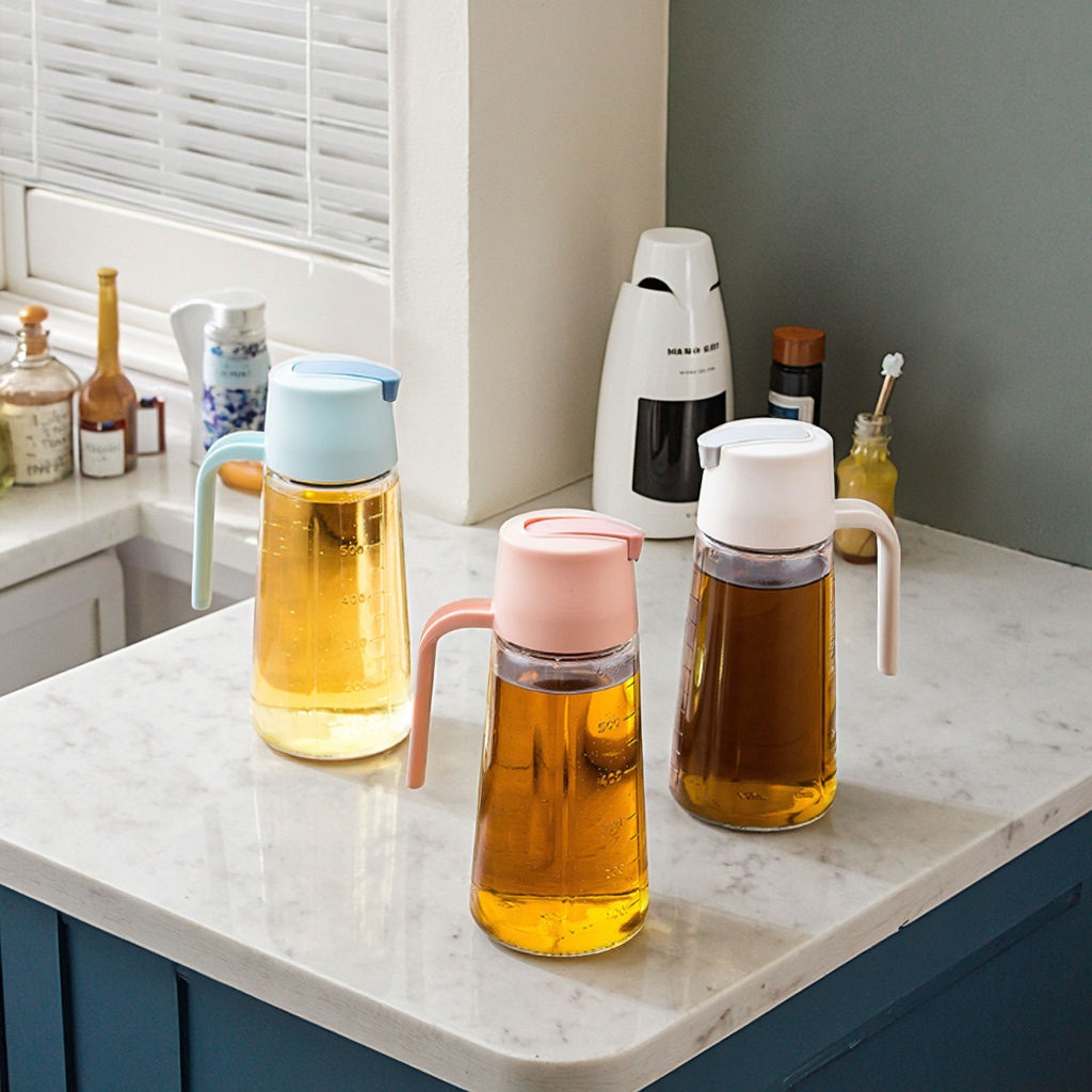 OIL BOTTLE PLASTIC HANDLE 1PCS  23122 I H2420-0701