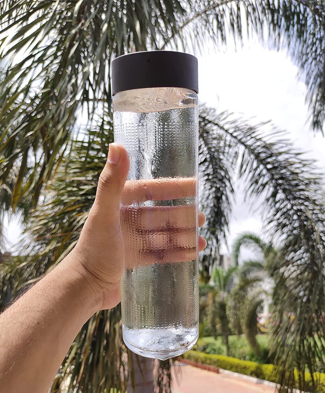 750ML SG WATER BOTTLES BLACK VERGINE PLASTIC CAP 22947