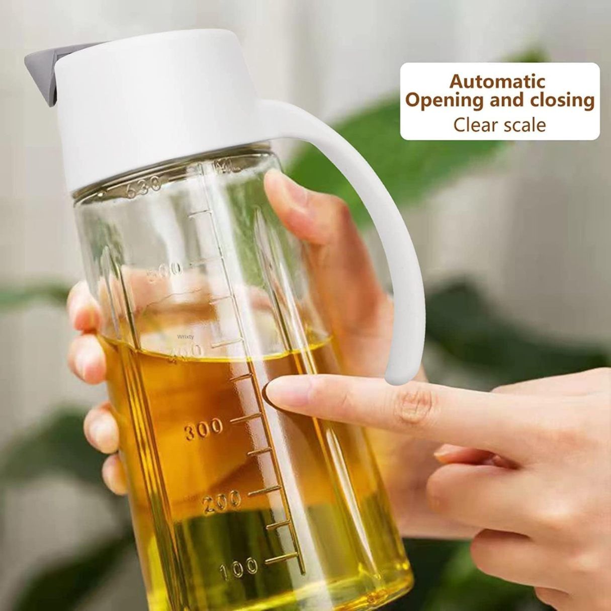 OIL BOTTLE PLASTIC HANDLE 650ML. 22234 |H2420