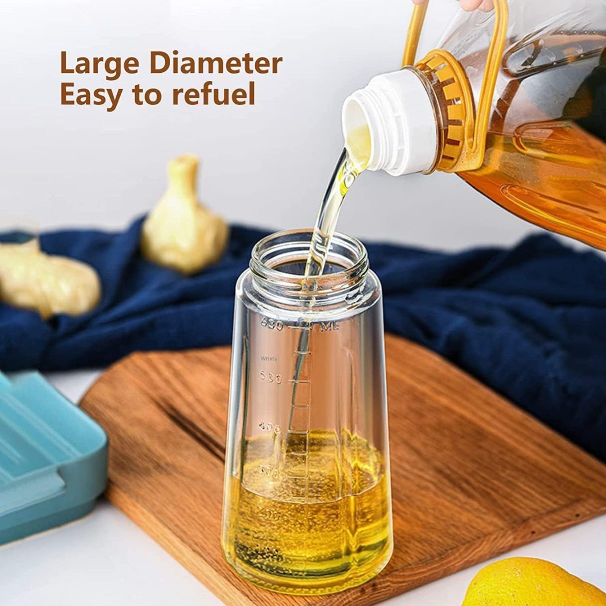 OIL BOTTLE PLASTIC HANDLE 650ML. 22234 |H2420